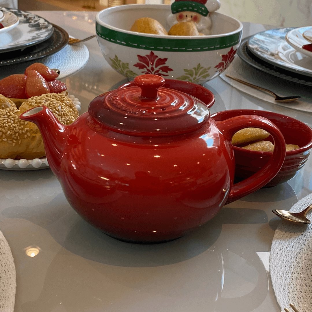 Bule de Chá Classico Vermelho 1,3 Litros Le Creuset