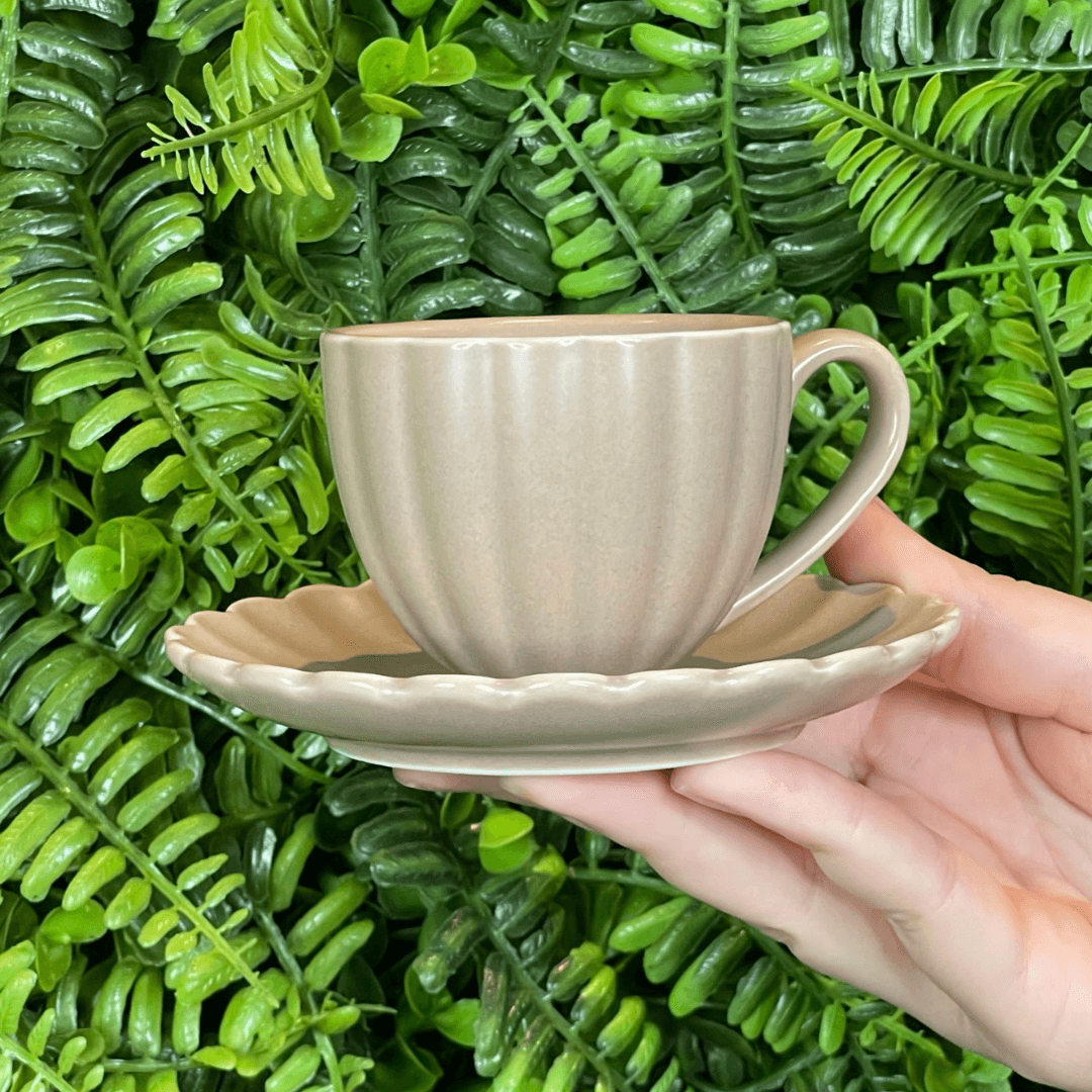 Jogo 2 Xícaras de Café com Pires de Porcelana Petala Areia Matt 90ml